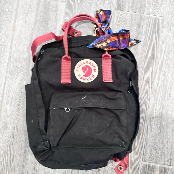 Large backpack Fjallraven Kanken - Picture 1 of 2